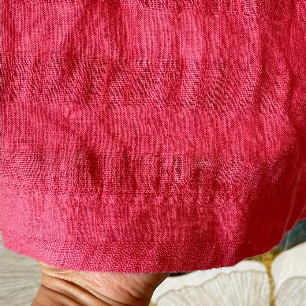 Liz Claiborne Vibrant Pink Blouse with Capped Sleeves - Picture 6 of 6